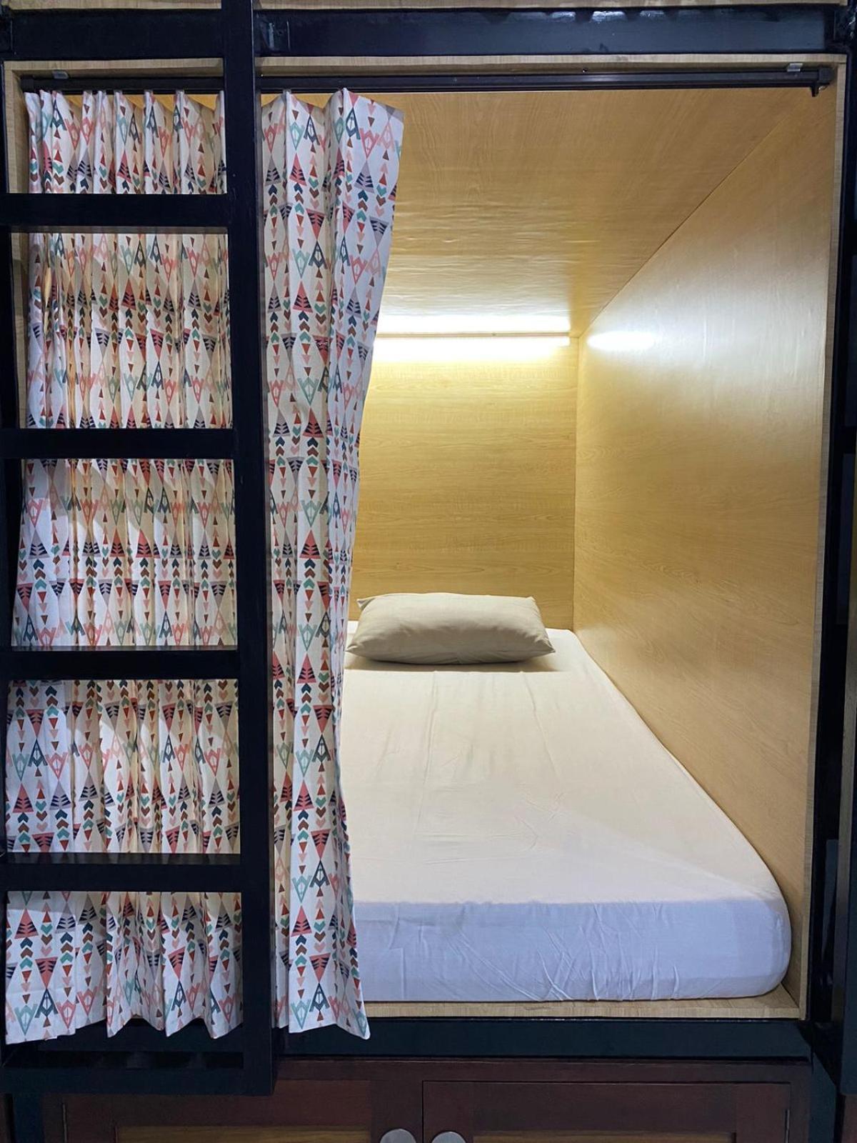 Innbox Hostel Sorong Eksteriør billede